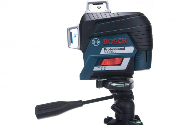 Лазерный уровень Bosch GLL 3-80 C + BT 150 (0.601.063.R01) Лазерный уровень Bosch GLL 3-80 C + BT 150 (0.601.063.R01)