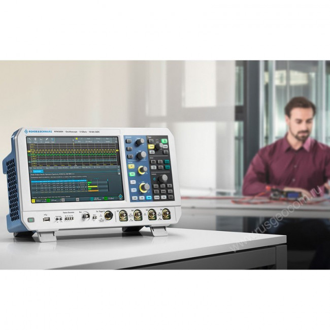Осциллограф Rohde Schwarz RTM3004 Осциллограф Rohde Schwarz RTM3004